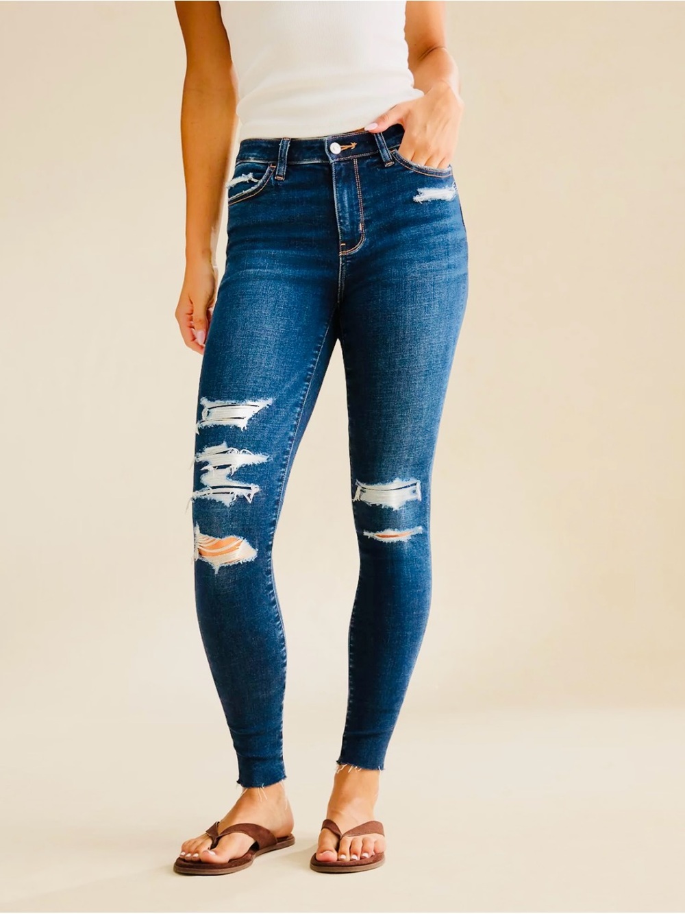 American Eagle Outfitters Super Stretch Distressed High-Rise Jeggings
